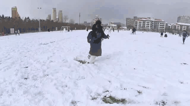 雪中的滨医,“热闹”非凡