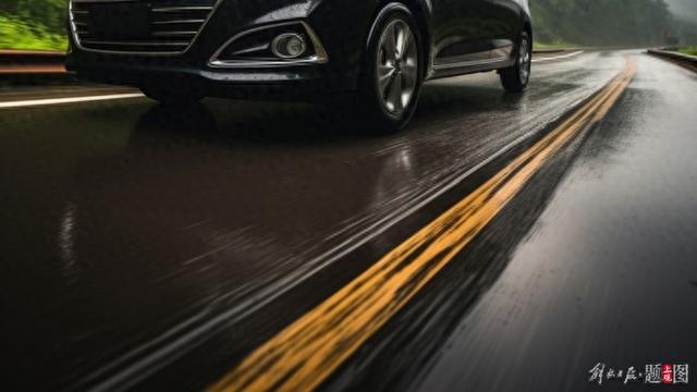 市监总局发布汽车召回公告,涉宝马、大众、路虎、奔驰等品牌