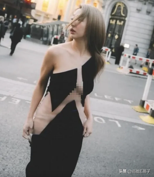 郭书瑶又走性感路线了?晒透视装“三块布”尽显好身材!