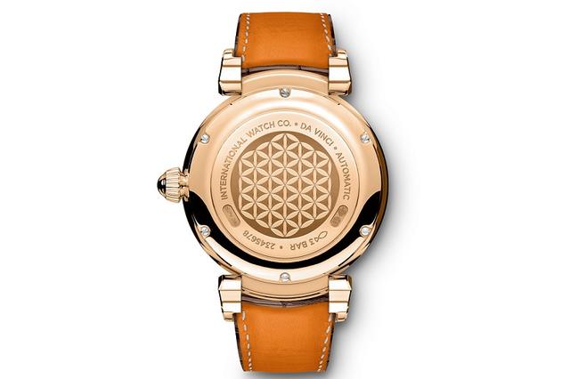 名模张梓琳戴了一只不到十万的表