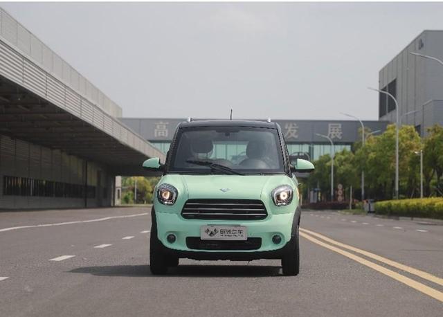 真不是老头乐:国产又一代步小车,3门2座,续航102km,敏微ET1
