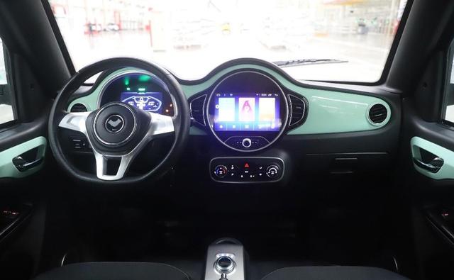 真不是老头乐:国产又一代步小车,3门2座,续航102km,敏微ET1