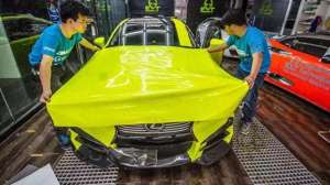 汽车改色广告(想给车换个颜色？这些事还是提前了解一下比较好)