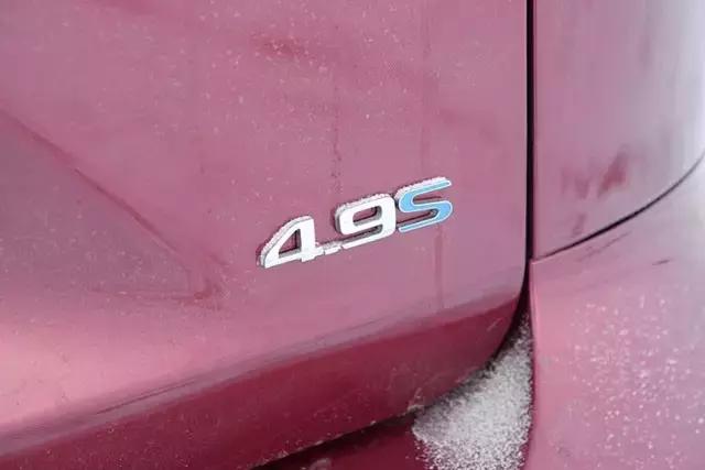 这车25万,能烧水做饭,扭矩达820牛米,三百万揽胜也要认怂