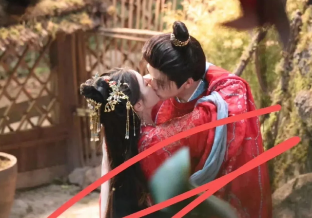 迪丽热巴激情吻戏,对象是京圈太子陈飞宇,尺度太大引发热议!