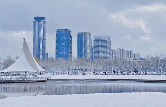 雪中的滨医,“热闹”非凡