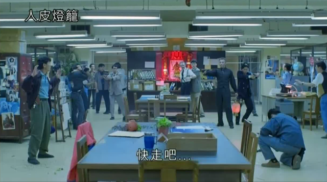 男子要倒霉十世,女子被做成灯笼,童年阴影恐怖片《新人皮灯笼》