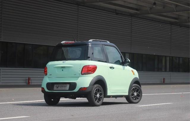 真不是老头乐:国产又一代步小车,3门2座,续航102km,敏微ET1