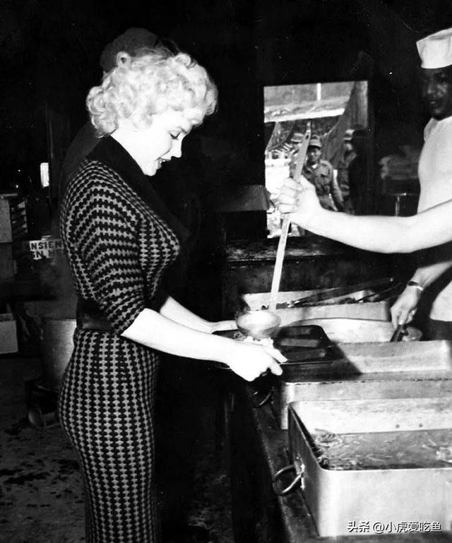 日军日记: 男人饿倒在地,为了救他,我将他妻子的乳房割给他吃!