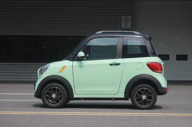 真不是老头乐:国产又一代步小车,3门2座,续航102km,敏微ET1
