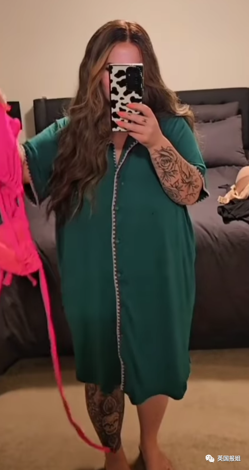 澳洲网红患上“巨乳症”,一年胸围暴涨6个罩杯!被压到喘不过气