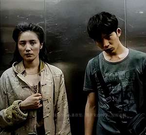 罗娇美女(曾被4个男人狂追，与5婚导演同居5年，如今42岁还未婚的她怎样啦)