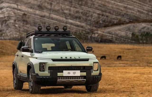 吉利首款轻越野SUV,定价很有诚意,吉利牛仔售价9.39万元起