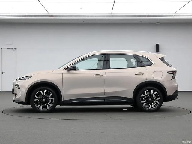 MG ES5 一口价10.39万起!大屏、360全景影像,颤抖吧比亚迪元PLUS