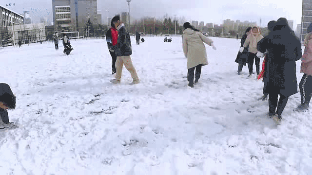 雪中的滨医,“热闹”非凡