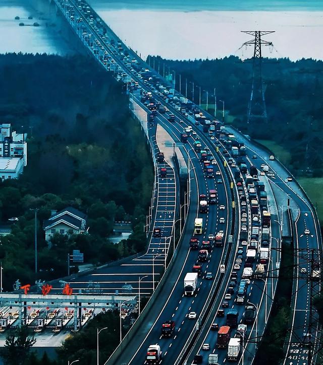 关闭、限流!拥堵高峰已抵达!好消息,浙江高速扩大免费服务范围!