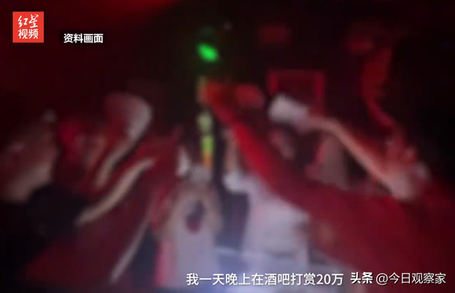 14岁满脸纹身，被无良师傅练手，找不到工作，如今怎么样了？