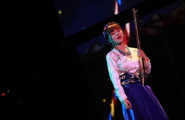 国乐也能这么玩！“御笛天后”唐俊乔玩转“直播处女秀”