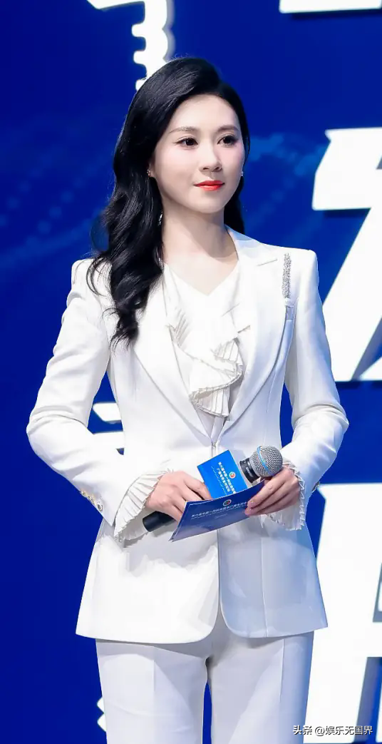 浙江电视台10位美女主持人,你认为朱丹最漂亮吗