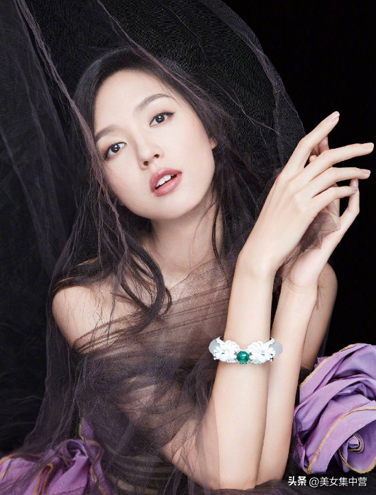 世界小姐张梓琳:人间极品、性感尤物再现,谁能顶住这熟成魅力?