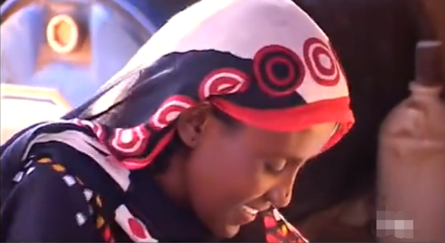 非洲大美女:已经有了五个孩子,但还是全村男人的梦中情人