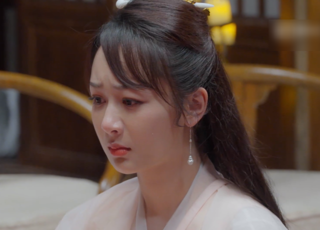 杨幂、迪丽热巴、刘亦菲这些哭得梨花带雨的美人,谁最让你动容?