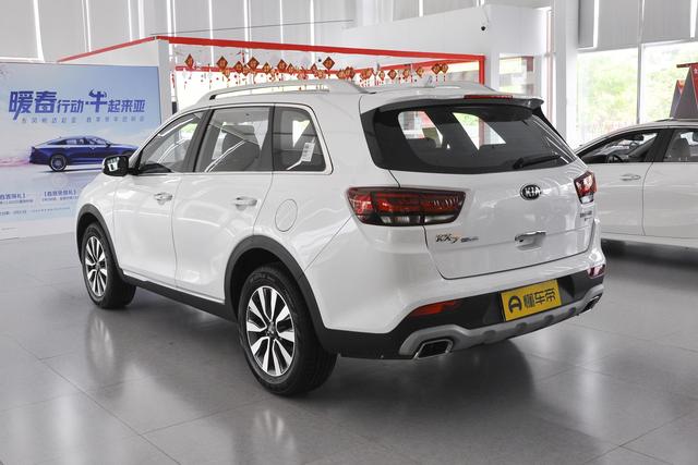 容易被忽视的一款合资七座SUV,配2.0T发动机!静态解析起亚KX7