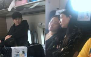 美女赤脚熏人(大妈高铁上被美女脱鞋“熏”醒 理论遭怼：你闻不臭)