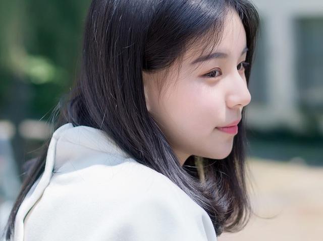 小说:绝世美女约会好色帅哥,其实各自心怀鬼胎