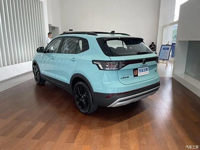 途岳新锐:熏黑进气格栅+熏黑轮圈 年轻人买车别只看HR-V、锋兰达