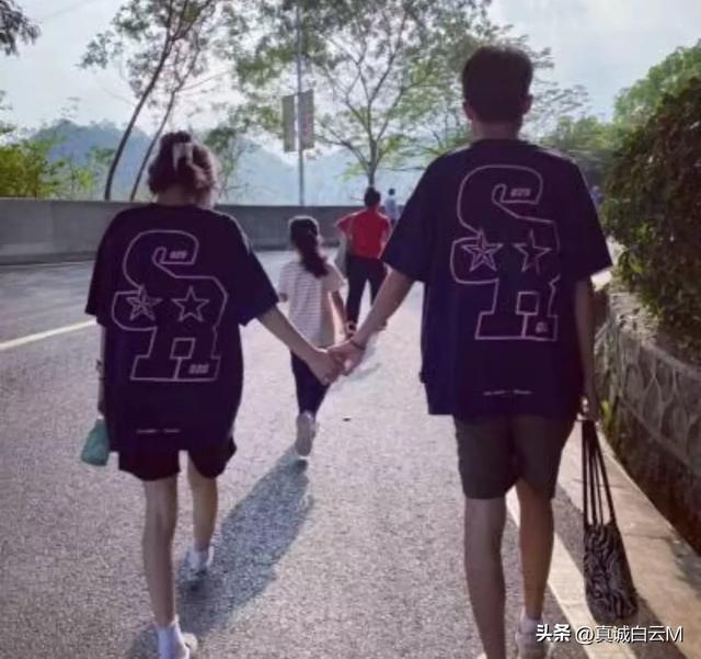 男女亲热时，怎样判断女人是动了真感情？