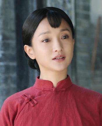 江南多美女,这4位女星,个个温婉大气,甩“网红脸”几条街