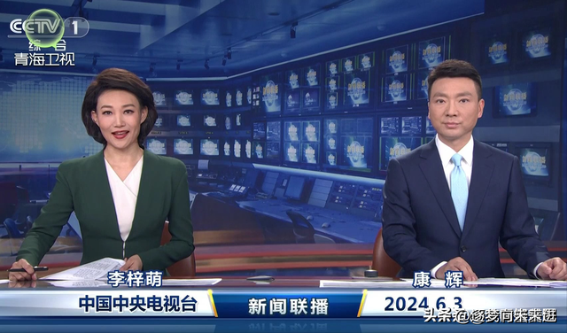 央视主持李梓萌现身沈阳街头,性感下身引来路人围观