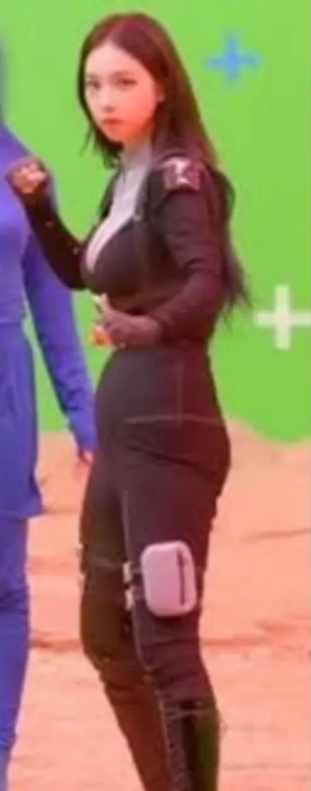 女明星小肚子明显,腹部脂肪清晰可见,网友:她仍然会受欢迎