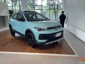 汽车尾灯熏黑违法吗(途岳新锐：熏黑进气格栅+熏黑轮圈 年轻人买车别只看HR-V、锋兰达)