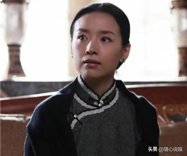 演过“宋庆龄”的16位女星，谁像国母本尊再现，谁赶鸭子上架？