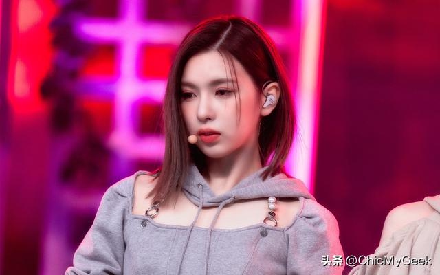 韩网热议!8位又帅又美出圈女团偶像