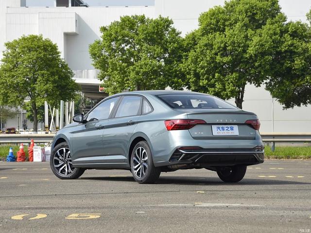 捷达VA7 不到9万买“大众速腾”?发动机带T!家用买它可太香了!