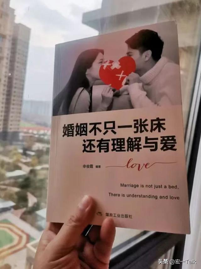 苏州一女子赤身裸体被绑桥上、痛苦呻吟,警方介入,知情人曝内情