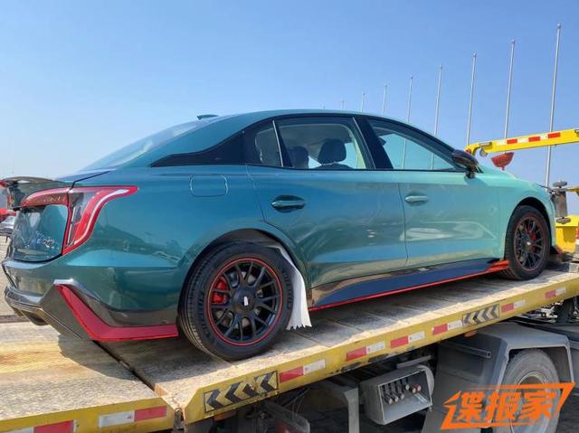 2022广州车展探馆:红旗E-QM5改装版