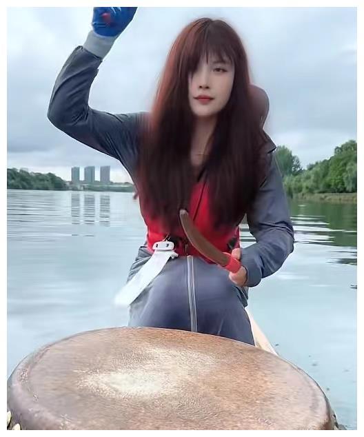 龙舟赛公然使用“美人计”,不讲武德。盘点:10大美女鼓手