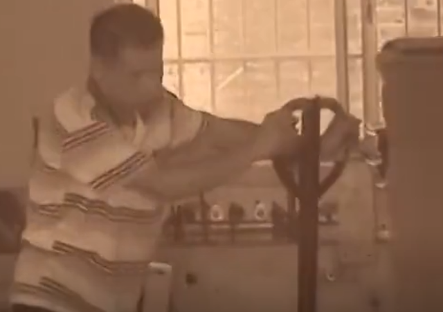 2014年,美女拒绝上司求爱后被对方老婆报复剪双乳,后来如何