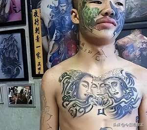 捂脸纹身美女(14岁满脸纹身，被无良师傅练手，找不到工作，如今怎么样了？)