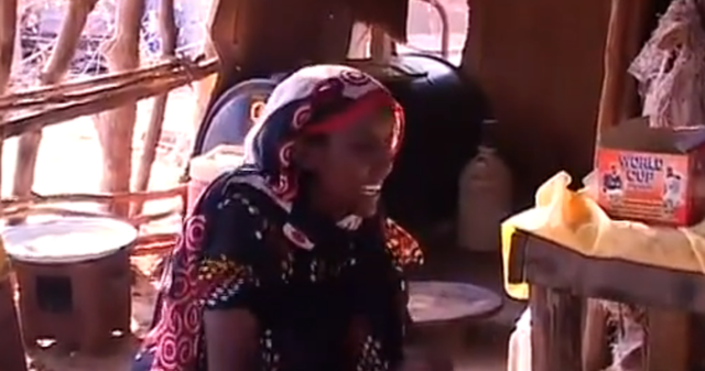 非洲大美女:已经有了五个孩子,但还是全村男人的梦中情人