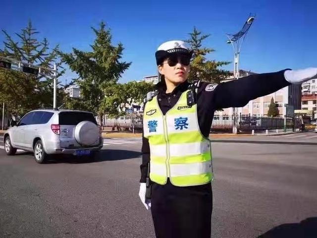 曾经的世界冠军,现在的丹东的女交警,初心未改显担当
