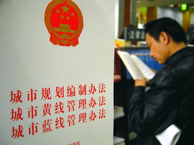 69岁女厅官胡世莲 涉权色交易!风光背后的贪腐丑闻曝光