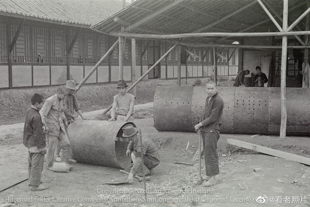 日本侵华施暴照:图6日军随军记者镜头里面的苏州姑娘