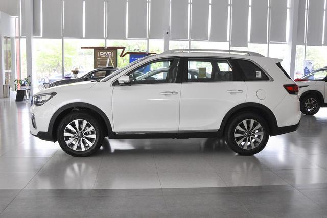 容易被忽视的一款合资七座SUV,配2.0T发动机!静态解析起亚KX7