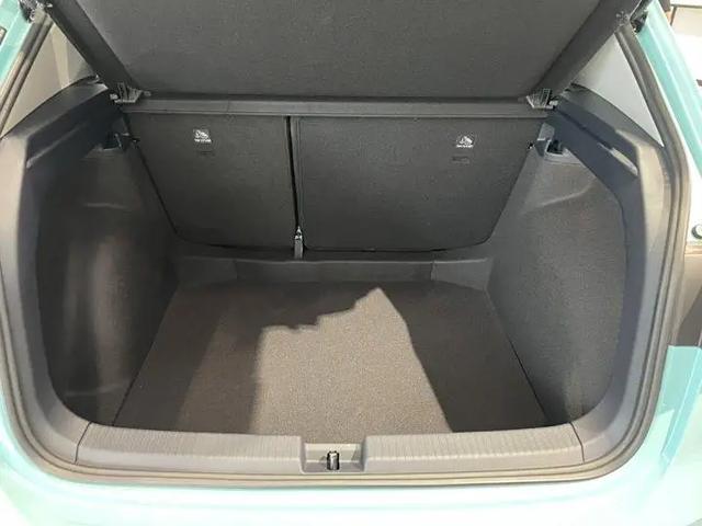 途岳新锐:熏黑进气格栅+熏黑轮圈 年轻人买车别只看HR-V、锋兰达