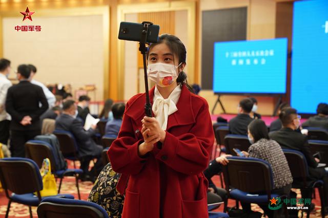 军媒观两会丨高清组图:两会“她”风采